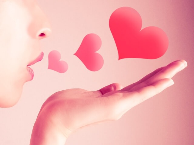 キスのメリットを表わすイメージ画像