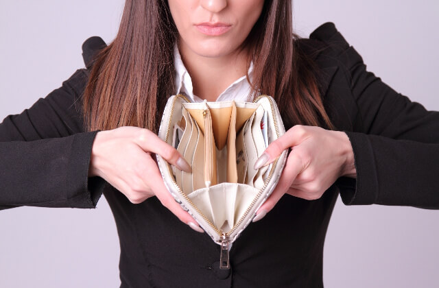 良く耳にする罰金=ペナルティーとは?